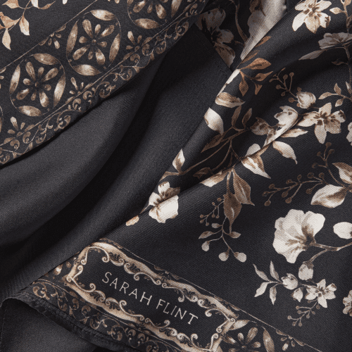 9 BlackSilk Closeup min