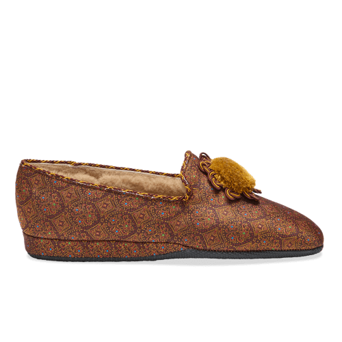 Fireside House Shoe in Burgundy Rosette Jacquard